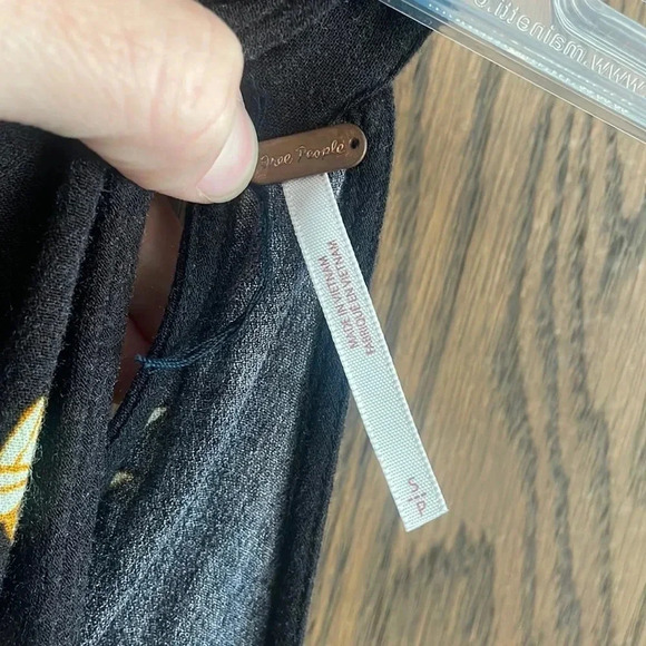 Free People Top M - Picture 5 of 5